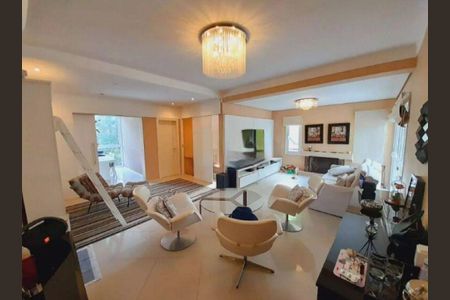 Casa à venda com 3 quartos, 299m² em Vila Santos, São Paulo