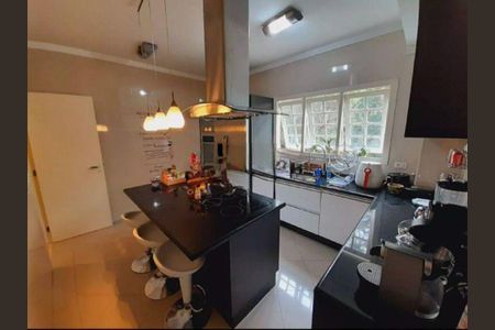Casa à venda com 3 quartos, 299m² em Vila Santos, São Paulo
