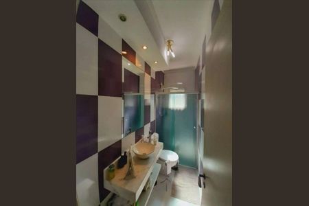 Casa à venda com 3 quartos, 299m² em Vila Santos, São Paulo