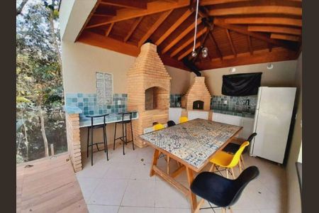 Casa à venda com 3 quartos, 299m² em Vila Santos, São Paulo