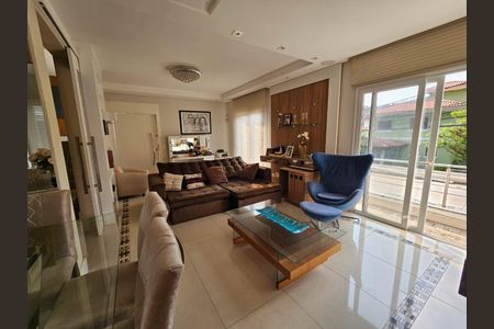 Casa à venda com 4 quartos, 300m² em Vila Santos, São Paulo
