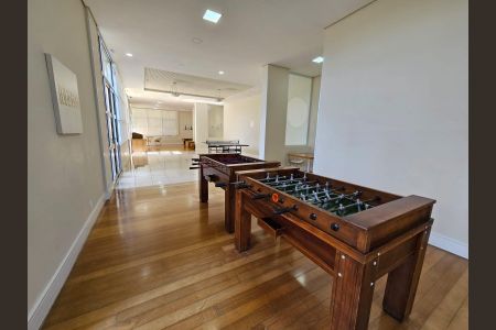 Casa à venda com 4 quartos, 300m² em Vila Santos, São Paulo