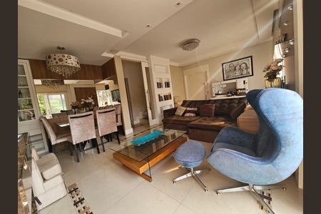 Casa à venda com 4 quartos, 300m² em Vila Santos, São Paulo