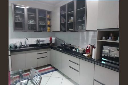 Casa à venda com 200m², 3 quartos e 4 vagas