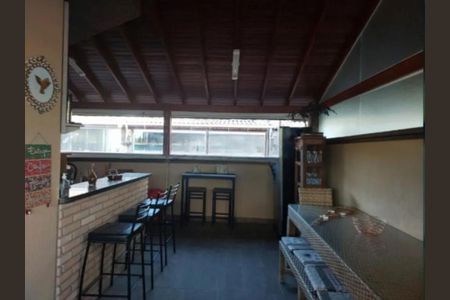 Casa à venda com 200m², 3 quartos e 4 vagas