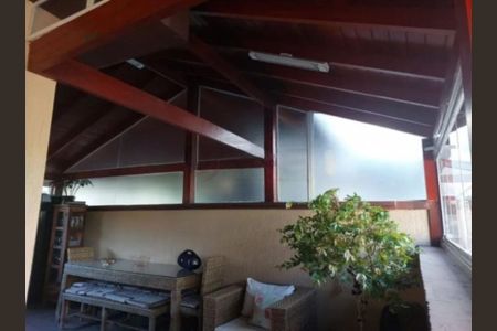 Casa à venda com 200m², 3 quartos e 4 vagas