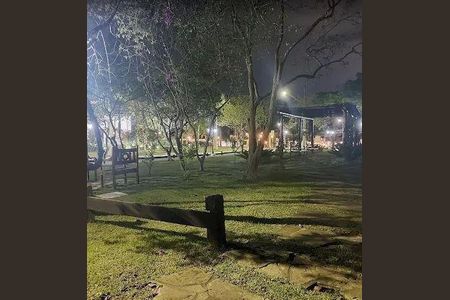 Casa à venda com 421m², 4 quartos e 12 vagas