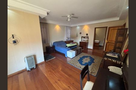Casa à venda com 4 quartos, 421m² em Morada dos Pássaros, Barueri