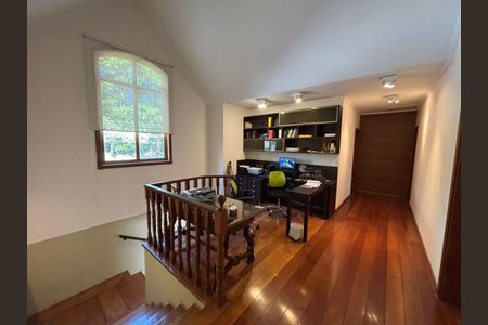 Casa à venda com 421m², 4 quartos e 12 vagas