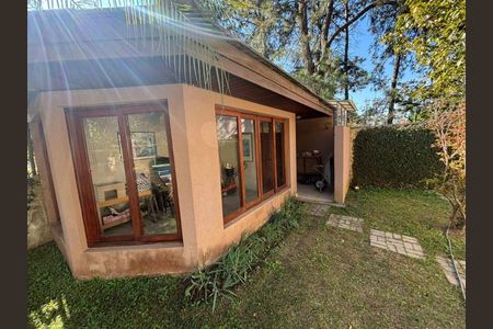 Casa à venda com 421m², 4 quartos e 12 vagas