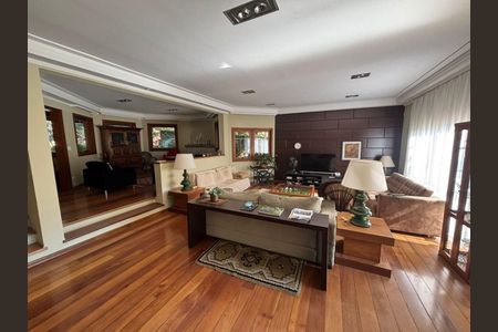 Casa à venda com 4 quartos, 421m² em Morada dos Pássaros, Barueri