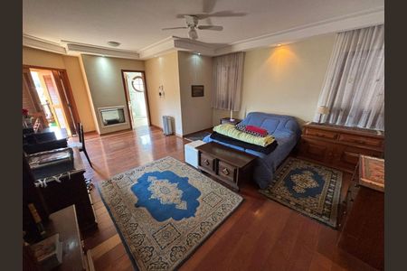 Casa à venda com 421m², 4 quartos e 12 vagas