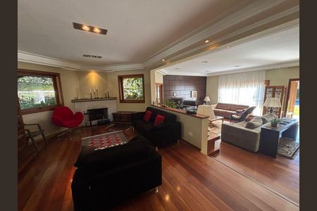 Casa à venda com 421m², 4 quartos e 12 vagas
