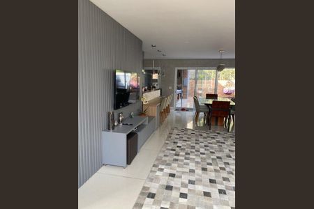 Casa à venda com 3 quartos, 200m² em Suru, Barueri