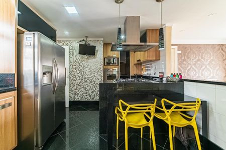 Apartamento à venda com 183m², 3 quartos e 4 vagas