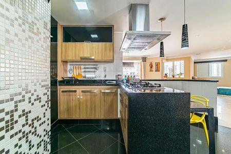 Apartamento à venda com 183m², 3 quartos e 4 vagas