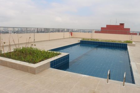 Apartamento para alugar com 35m², 2 quartos e 1 vagaÁrea comum - Piscina