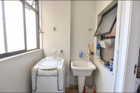 Apartamento à venda com 68m², 1 quarto e 1 vagaÁrea de Serviço