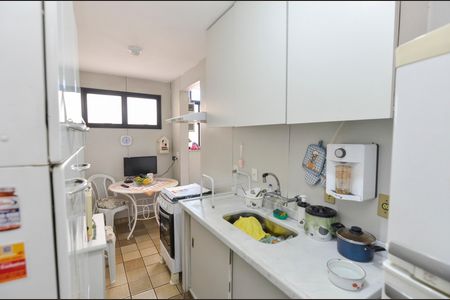 Apartamento à venda com 68m², 1 quarto e 1 vagaCozinha