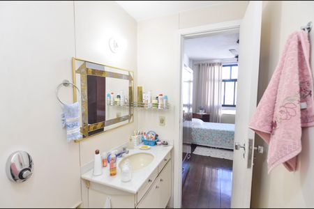 Apartamento à venda com 68m², 1 quarto e 1 vagaBanheiro