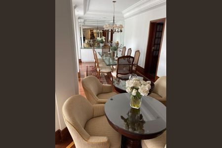 Casa de Condomínio à venda com 4 quartos, 500m² em Morada dos Pássaros, Barueri