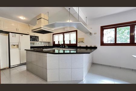Casa à venda com 903m², 4 quartos e 8 vagas