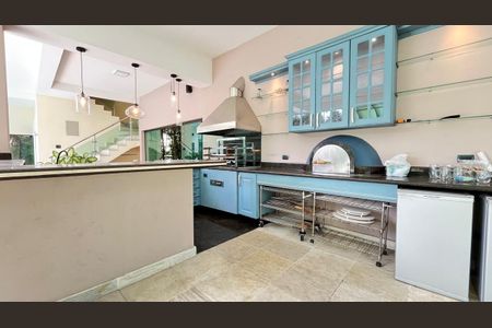 Casa à venda com 4 quartos, 903m² em Residencial das Estrelas, Barueri