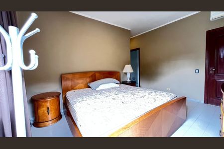 Casa à venda com 4 quartos, 903m² em Residencial das Estrelas, Barueri