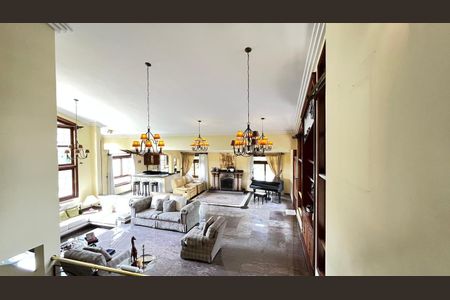 Casa à venda com 903m², 4 quartos e 8 vagas