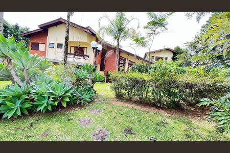 Casa à venda com 4 quartos, 903m² em Residencial das Estrelas, Barueri