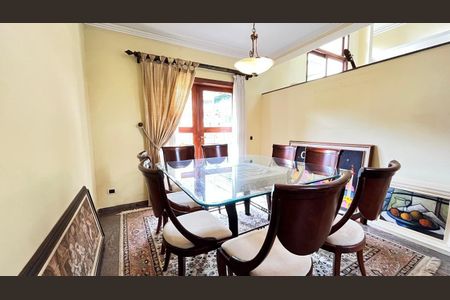 Casa à venda com 903m², 4 quartos e 8 vagas