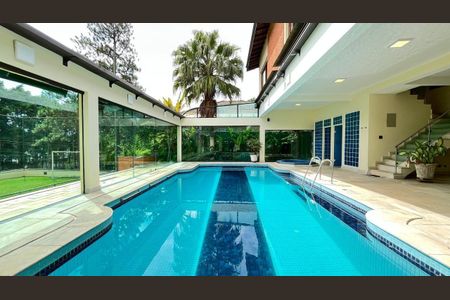 Casa à venda com 4 quartos, 903m² em Residencial das Estrelas, Barueri