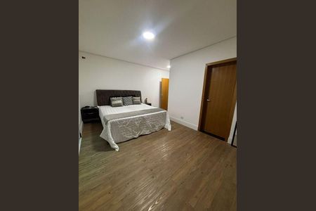 Casa à venda com 4 quartos, 310m² em Sítio do Rosário, Barueri
