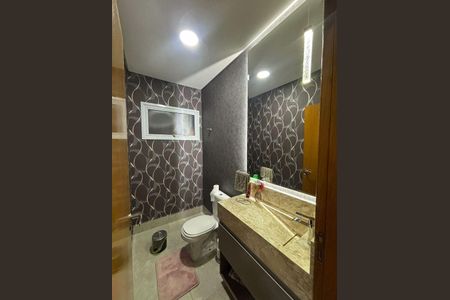 Casa à venda com 310m², 4 quartos e 4 vagas