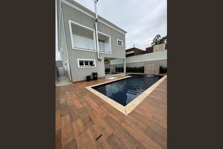 Casa à venda com 310m², 4 quartos e 4 vagas