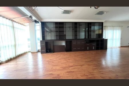 Casa à venda com 4 quartos, 704m² em Morada dos Pássaros, Barueri