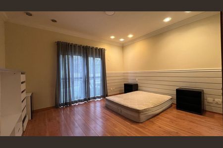 Casa à venda com 4 quartos, 704m² em Morada dos Pássaros, Barueri