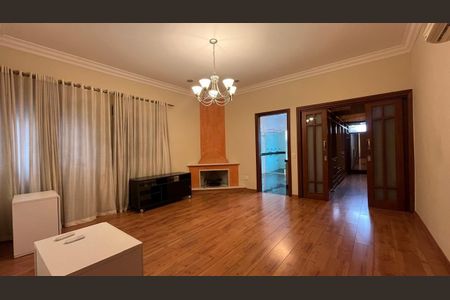 Casa à venda com 4 quartos, 704m² em Morada dos Pássaros, Barueri