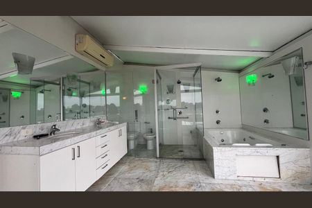 Casa à venda com 4 quartos, 704m² em Morada dos Pássaros, Barueri
