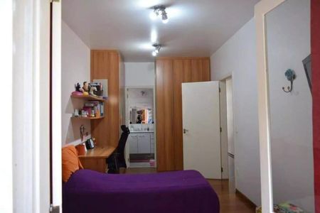 Casa à venda com 4 quartos, 350m² em Jardim Itatinga, São Paulo
