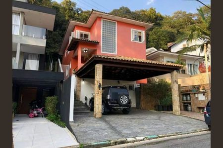 Casa à venda com 350m², 4 quartos e 4 vagas