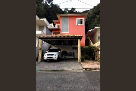 Casa à venda com 350m², 4 quartos e 4 vagas