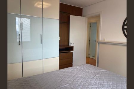 Apartamento para alugar com 134m², 4 quartos e 3 vagas