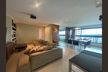 Apartamento para alugar com 134m², 4 quartos e 3 vagas