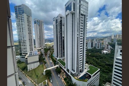 Apartamento para alugar com 134m², 4 quartos e 3 vagas