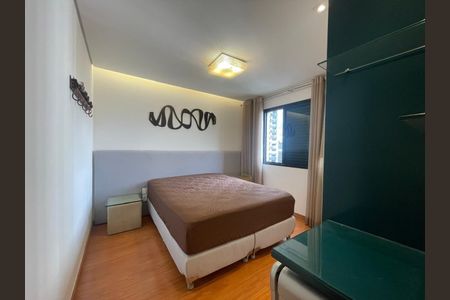 Apartamento para alugar com 134m², 4 quartos e 3 vagas
