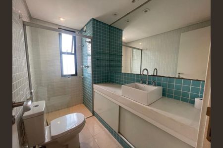 Apartamento para alugar com 134m², 4 quartos e 3 vagas