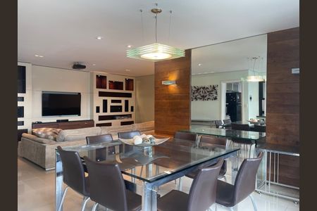 Apartamento para alugar com 134m², 4 quartos e 3 vagas