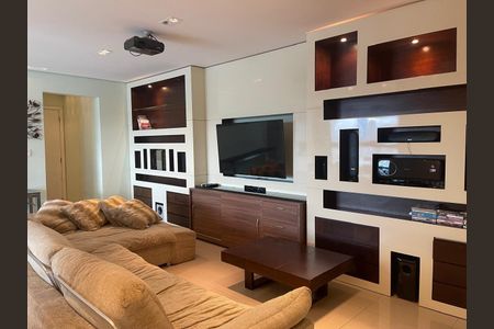 Apartamento para alugar com 134m², 4 quartos e 3 vagas