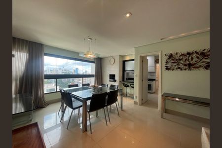 Apartamento para alugar com 134m², 4 quartos e 3 vagas